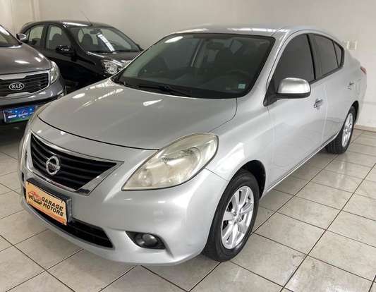 NISSAN-VERSA-2012