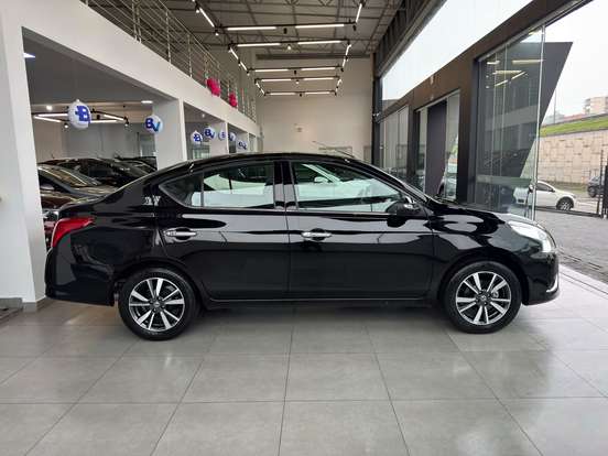 NISSAN-VERSA-1.6 16V FLEXSTART SL 4P XTRONIC NISSAN-VERSA-2017