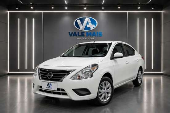 NISSAN-VERSA-2019