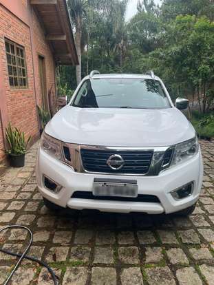NISSAN-FRONTIER-2.3 16V TURBO DIESEL LE CD 4X4 AUTOMÁTICO NISSAN-FRONTIER-2017