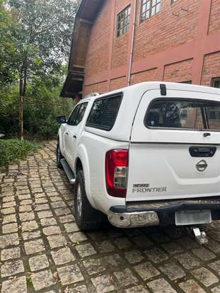 NISSAN-FRONTIER-2.3 16V TURBO DIESEL LE CD 4X4 AUTOMÁTICO NISSAN-FRONTIER-2017