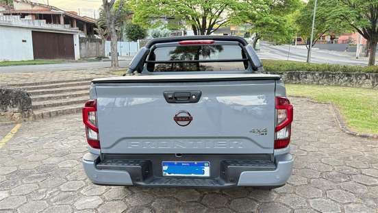 NISSAN-FRONTIER-2023