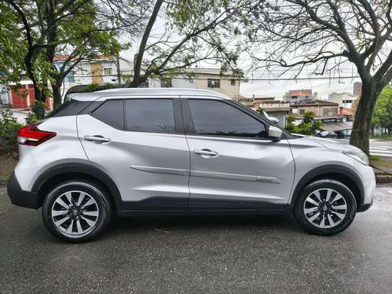 NISSAN-KICKS-2019