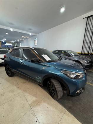 NISSAN KICKS 1.6 16V FLEXSTART UEFA CHAMPIONS LEAGUE 4P XTRONIC