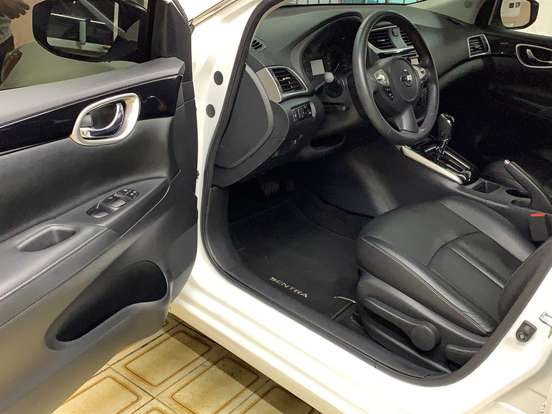 NISSAN-SENTRA-2.0 SV 16V FLEXSTART 4P AUTOMÁTICO NISSAN-SENTRA-2016