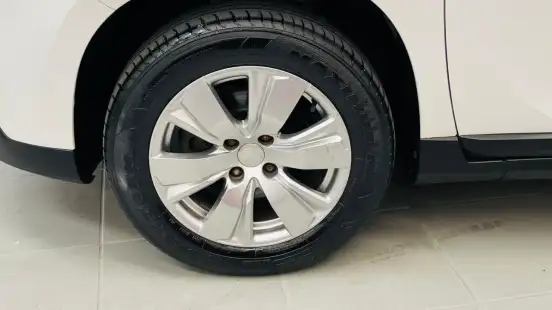 PEUGEOT-2008-2015