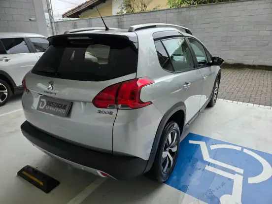 PEUGEOT-2008-1.6 16V FLEX GRIFFE 4P AUTOMÁTICO PEUGEOT-2008-2018