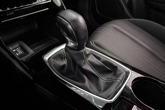 PEUGEOT 2008 1.0 TURBO 200 FLEX ACTIVE CVT