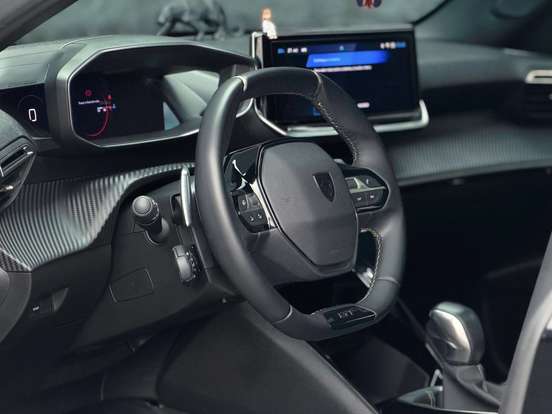 PEUGEOT-2008-1.0 TURBO 200 FLEX GT CVT PEUGEOT-2008-2024