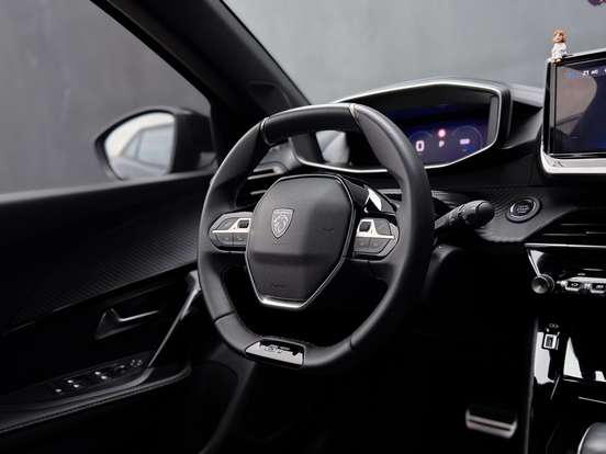 PEUGEOT-2008-1.0 TURBO 200 FLEX GT CVT PEUGEOT-2008-2024