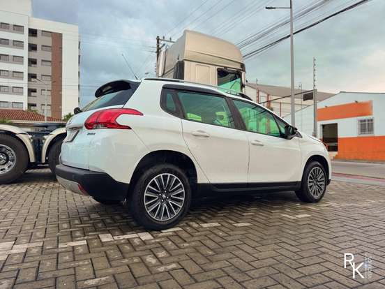 PEUGEOT-2008-1.6 16V FLEX ALLURE 4P AUTOMÁTICO PEUGEOT-2008-2018