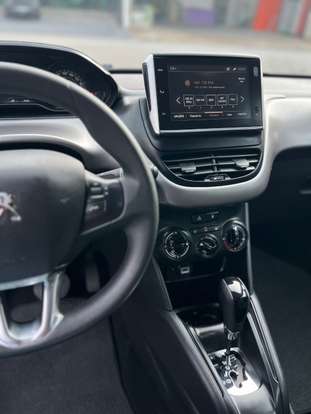 PEUGEOT-2008-2022