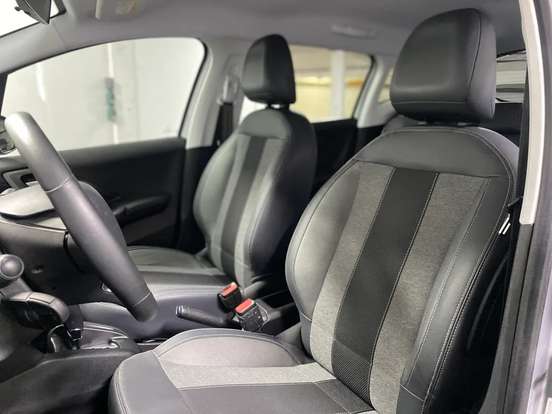 PEUGEOT-2008-2022