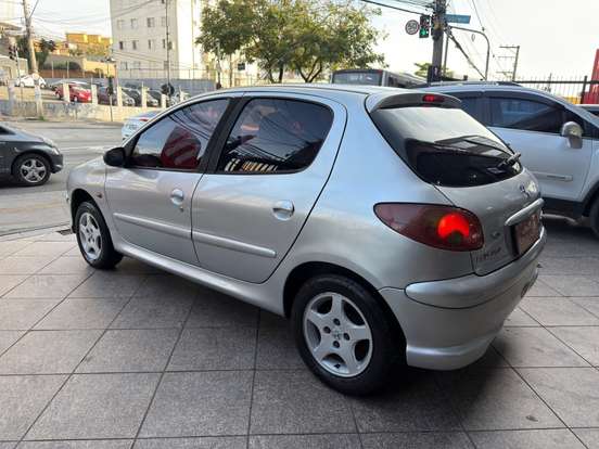 PEUGEOT-206-1.4 FELINE 8V GASOLINA 4P MANUAL PEUGEOT-206-2006