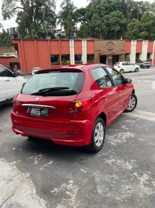 PEUGEOT-207-2011
