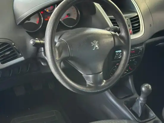 PEUGEOT-207-1.4 XR SPORT SW 8V FLEX 4P MANUAL PEUGEOT-207-2011