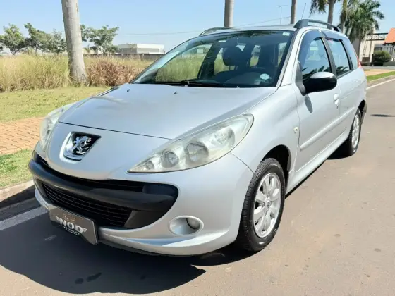 PEUGEOT 207 1.4 XR SW 8V FLEX 4P MANUAL