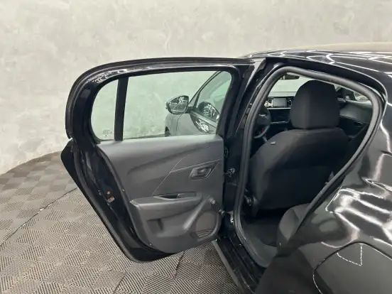 PEUGEOT-208-2023