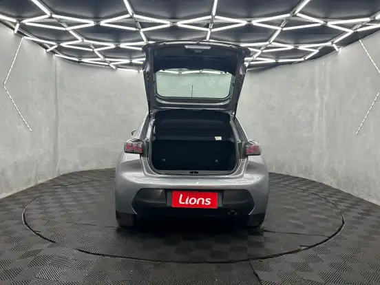 PEUGEOT-208-2023