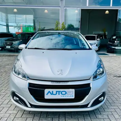 PEUGEOT-208-2018