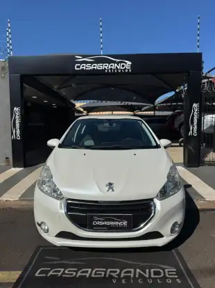 PEUGEOT-208-2014