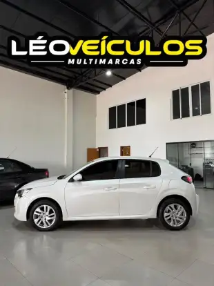 PEUGEOT-208-2022