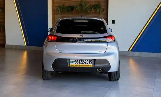 PEUGEOT-208-2020