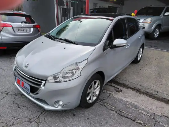 PEUGEOT-208-1.6 ALLURE 16V FLEX 4P AUTOMÁTICO PEUGEOT-208-2016
