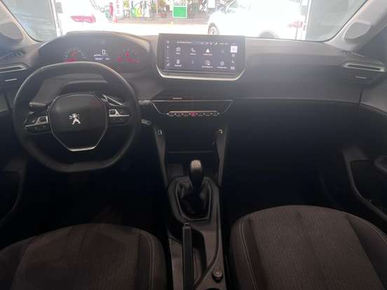PEUGEOT-208-2024