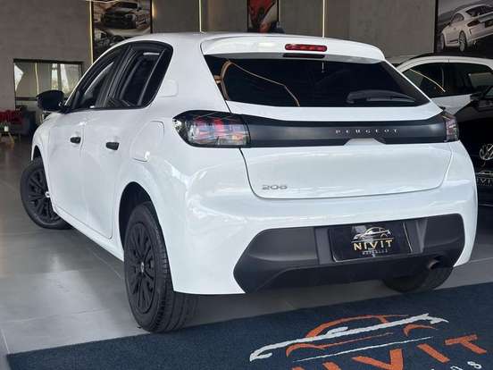 PEUGEOT-208-2023