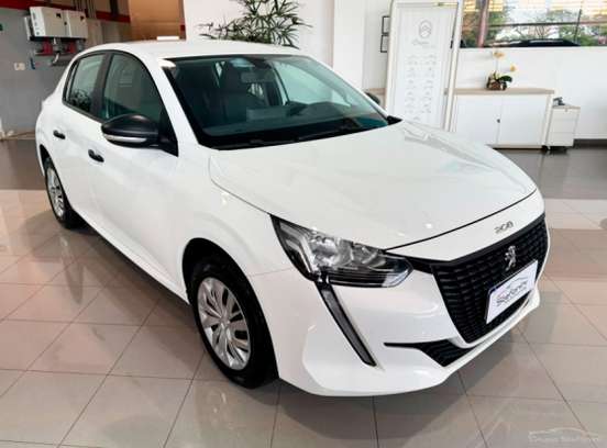 PEUGEOT-208-2024