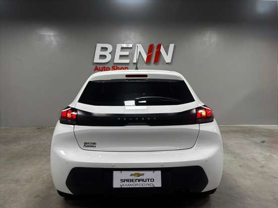 PEUGEOT-208-2024