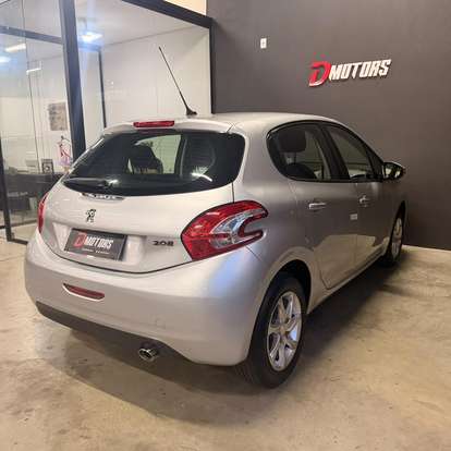 PEUGEOT-208-2014