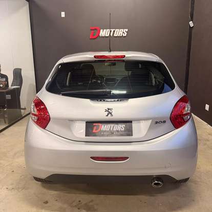 PEUGEOT-208-2014