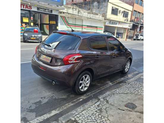 PEUGEOT-208-2014