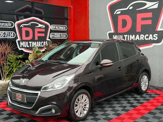 PEUGEOT-208-2017