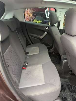 PEUGEOT-208-2017