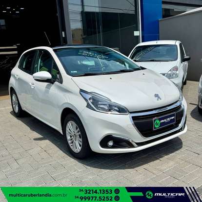 PEUGEOT-208-2017