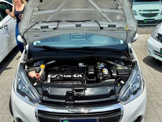 PEUGEOT-208-1.6 ALLURE 16V FLEX 4P AUTOMÁTICO PEUGEOT-208-2017
