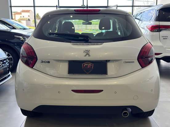 PEUGEOT-208-2016