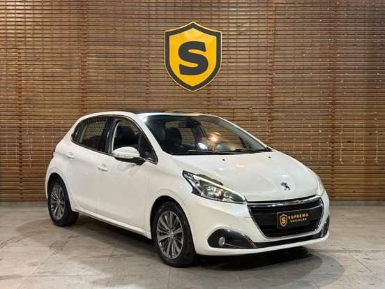 PEUGEOT-208-2016