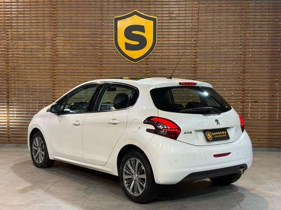 PEUGEOT-208-1.6 GRIFFE 16V FLEX 4P AUTOMÁTICO PEUGEOT-208-2016