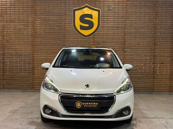 PEUGEOT-208-2016