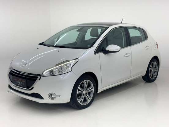 PEUGEOT-208-2013