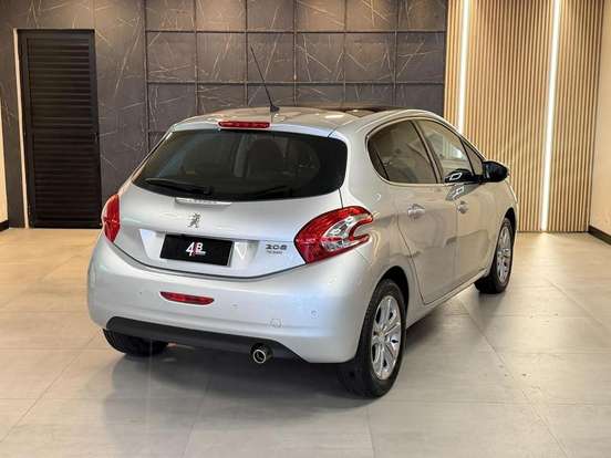 PEUGEOT-208-1.6 GRIFFE 16V FLEX 4P MANUAL PEUGEOT-208-2015