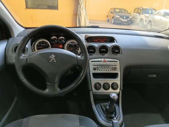 PEUGEOT-308-2014