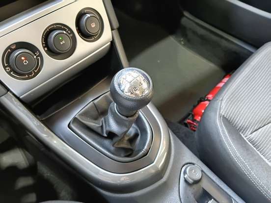 PEUGEOT-308-2014