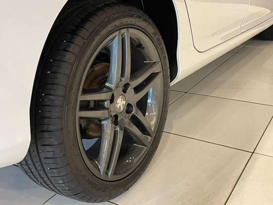 PEUGEOT-308-2013