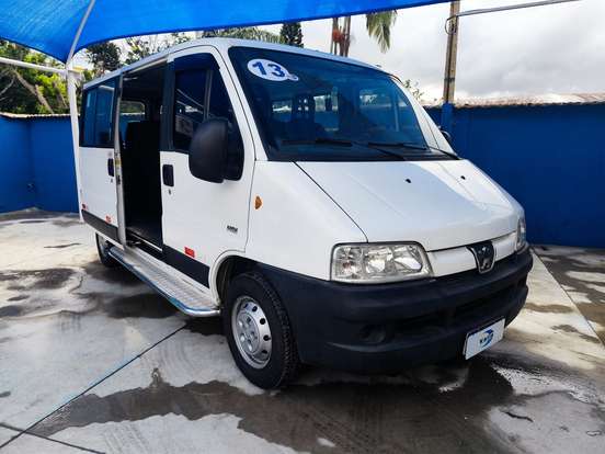 PEUGEOT-BOXER-2.3 HDI 330 PASSAGEIRO 16 LUGARES 8V DIESEL 3P MANUAL PEUGEOT-BOXER-2013