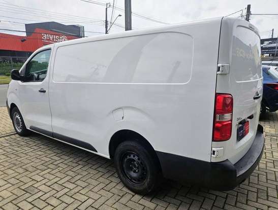 PEUGEOT-EXPERT-2022